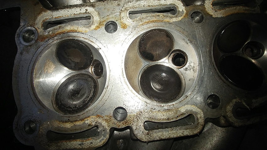 Combustion chamber damage - KZ1300.COMmunity